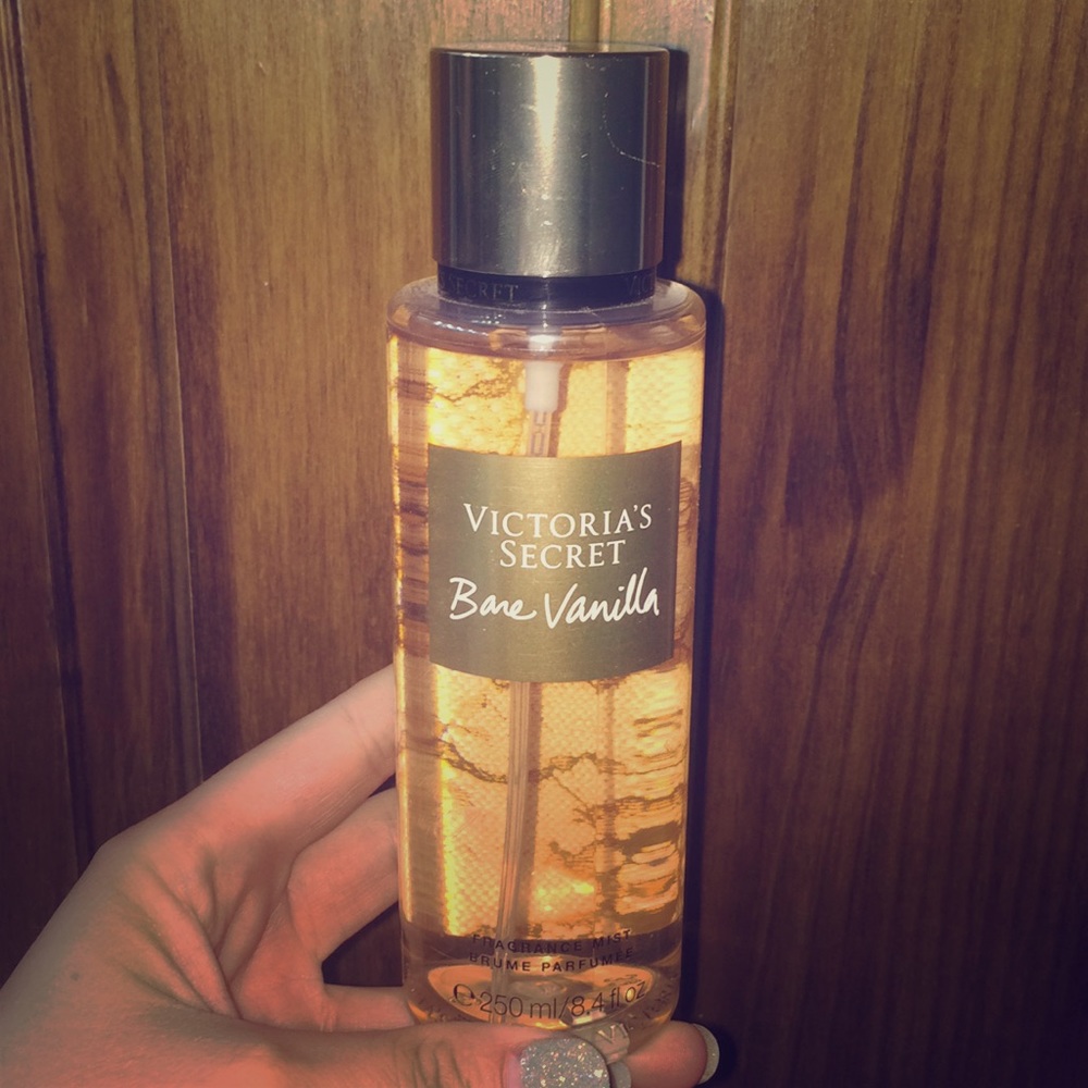 Bare Vanilla Body Spray
